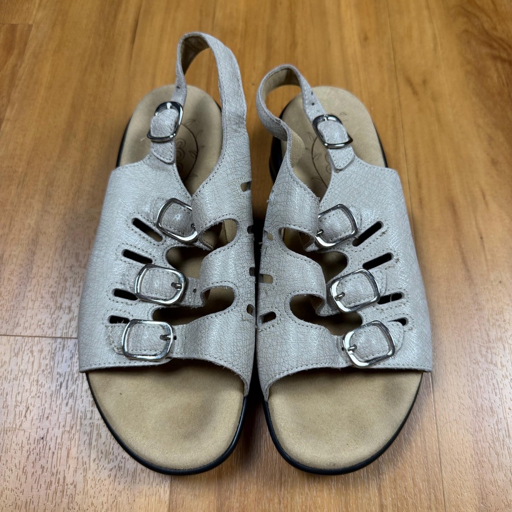 SAS Nudu Sandals Womens 6.5 WW Bone Gray Leather Adjustable Buckle Comfort Shoes